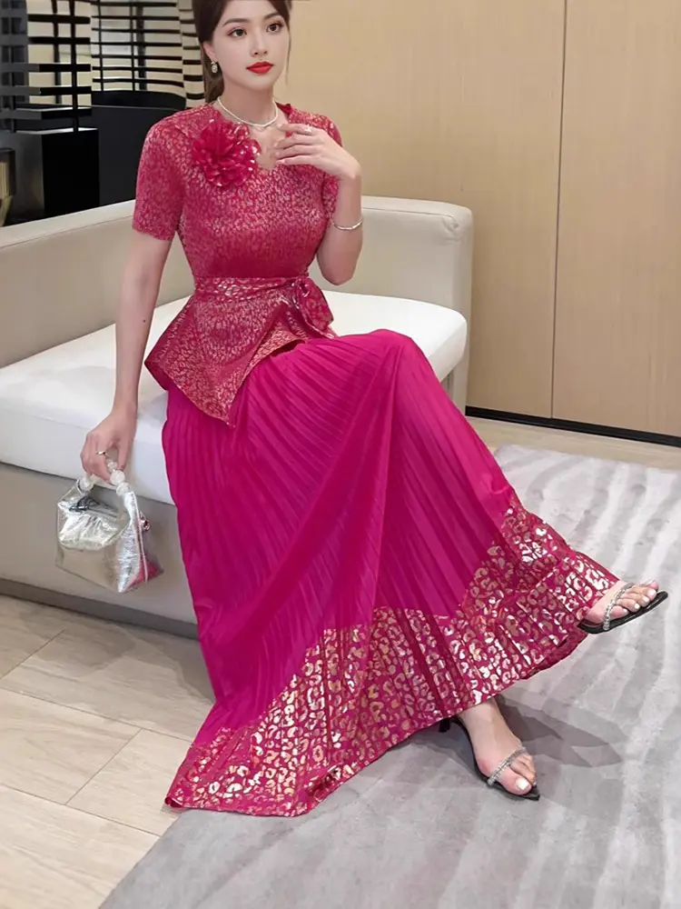 LANMREM Niche Gold Foil Printing Design Pleated Women's High Waist Two Pieces Set 2025 New Short Sleeve Top + Long Skirt 2DB2799