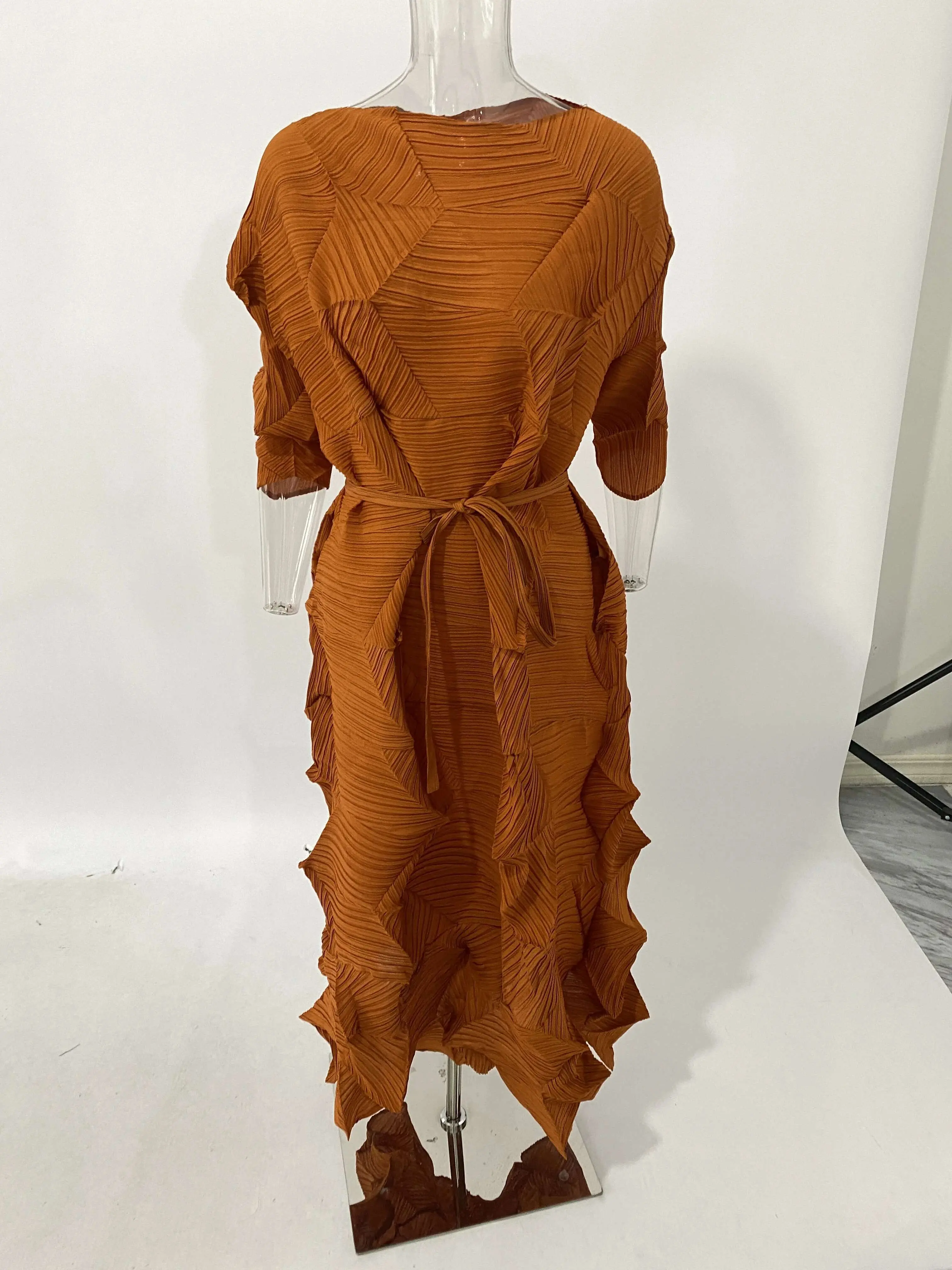 LANMREM women high quality pleated dress 2025 Spring new loose all-match bandage dress with belt  128CM length WN152