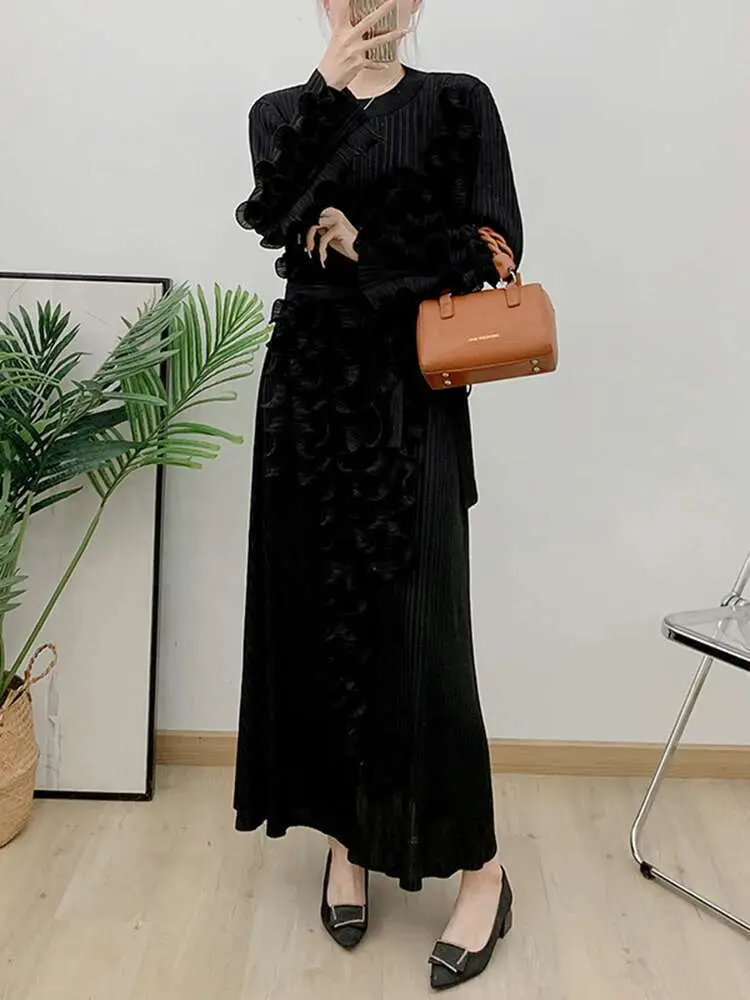LANMREM Fashion Pleated Flounce Dress For Women O-neck Long Sleeves Lace-up Gathered Waist Dresses 2025 Spring New 2Z2540