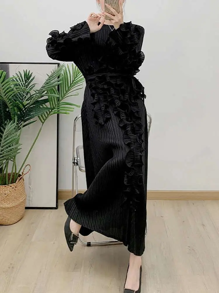LANMREM Fashion Pleated Flounce Dress For Women O-neck Long Sleeves Lace-up Gathered Waist Dresses 2025 Spring New 2Z2540