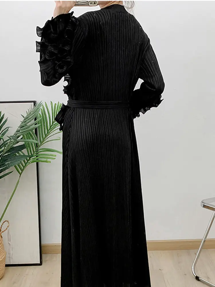 LANMREM Fashion Pleated Flounce Dress For Women O-neck Long Sleeves Lace-up Gathered Waist Dresses 2025 Spring New 2Z2540