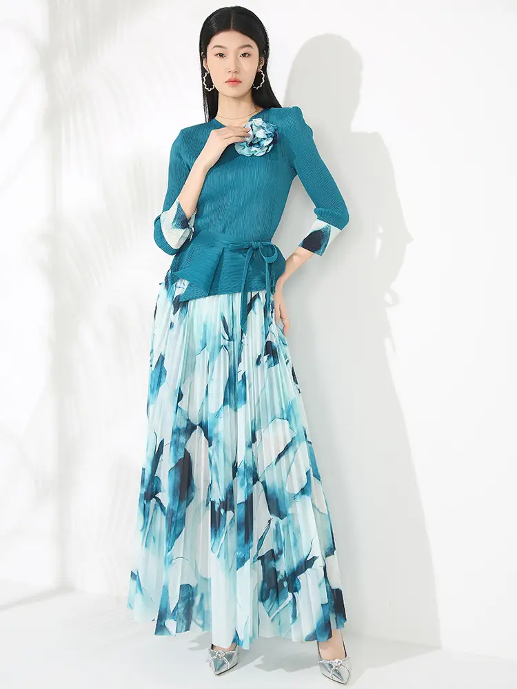 LANMREM Fashion Printed Skirt Pleated Two Piece Set 2025 Summer New Flower Bud Waist Strap Shirt Top With Long Skirts 2DM1059