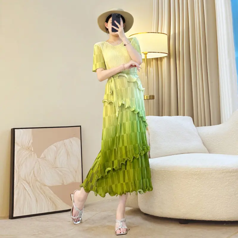 LANMREM Grey Gradient Printting Pleated Women's Dress Summer Chic New O-neck Bandage Waist Design Short Sleeve Clothing 2DB4073