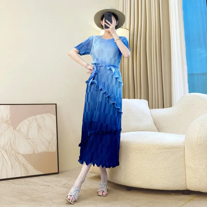 LANMREM Grey Gradient Printting Pleated Women's Dress Summer Chic New O-neck Bandage Waist Design Short Sleeve Clothing 2DB4073