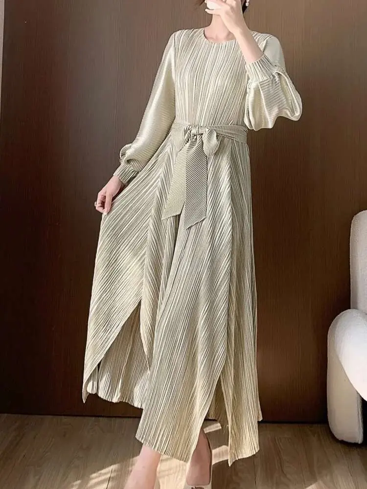 LANMREM 2024 Spring Fashion Pleated Irregular Dress Women Lantern Sleeves Belt Gathered Waist Dresses Elegant New 2AA4710