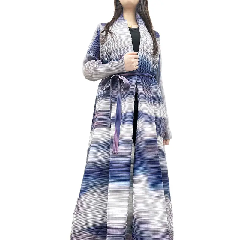 LANMREM Pleated Robe For Women High End Fashion Versatile Lightweight Windbreaker Coat Cloak Gradient Cardigan Long Coat 2DB3505