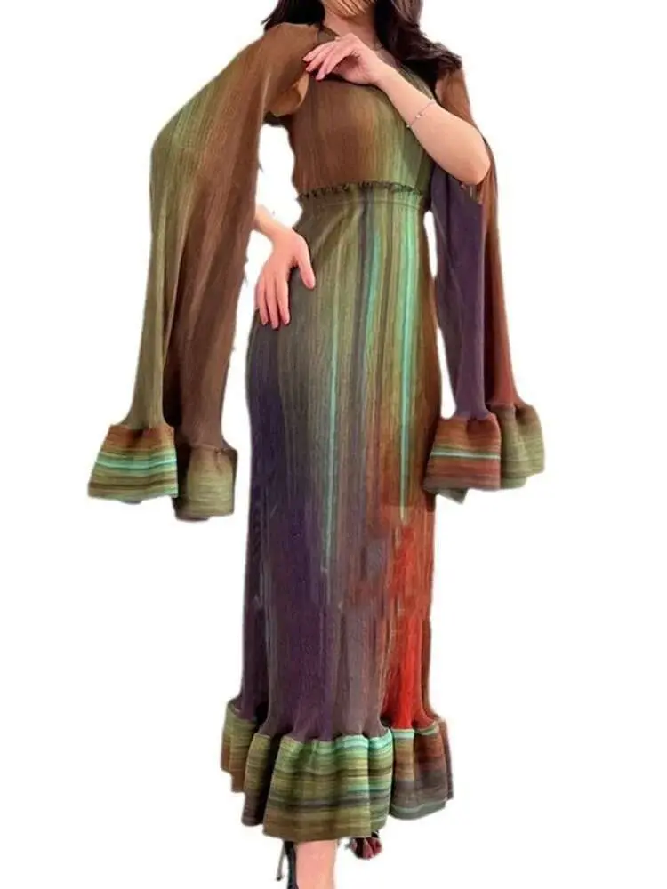 LANMREM Gradient Women's Pleated Dress Fashion V-neck Pleated Dresses Long Sleeve Cape Elegant Two Piece Set 2025 Summer 2DE201