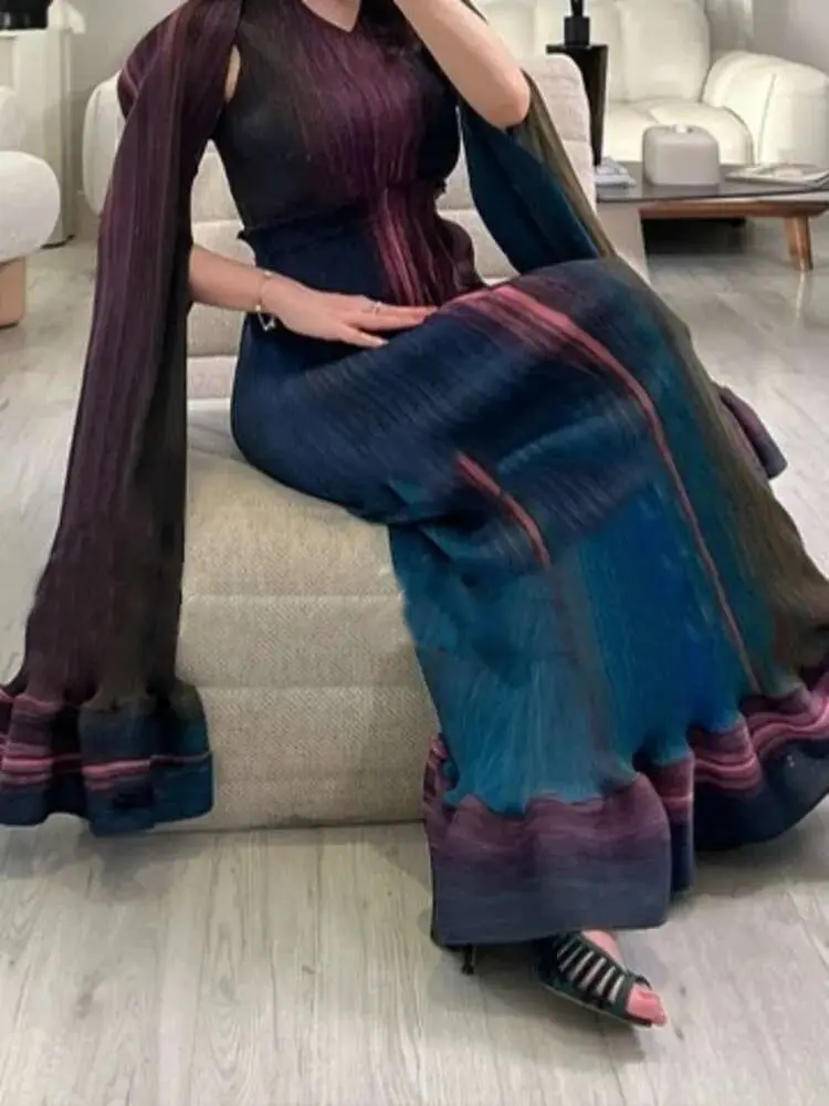 LANMREM Gradient Women's Pleated Dress Fashion V-neck Pleated Dresses Long Sleeve Cape Elegant Two Piece Set 2025 Summer 2DE201