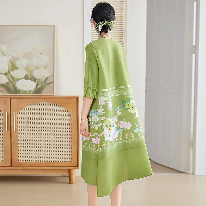LANMREM Green Elegant Elastic Loose Pleated Women's Dress Chic Print Single Breasted Round Collar Flare Sleeve Dresses 2DB3724
