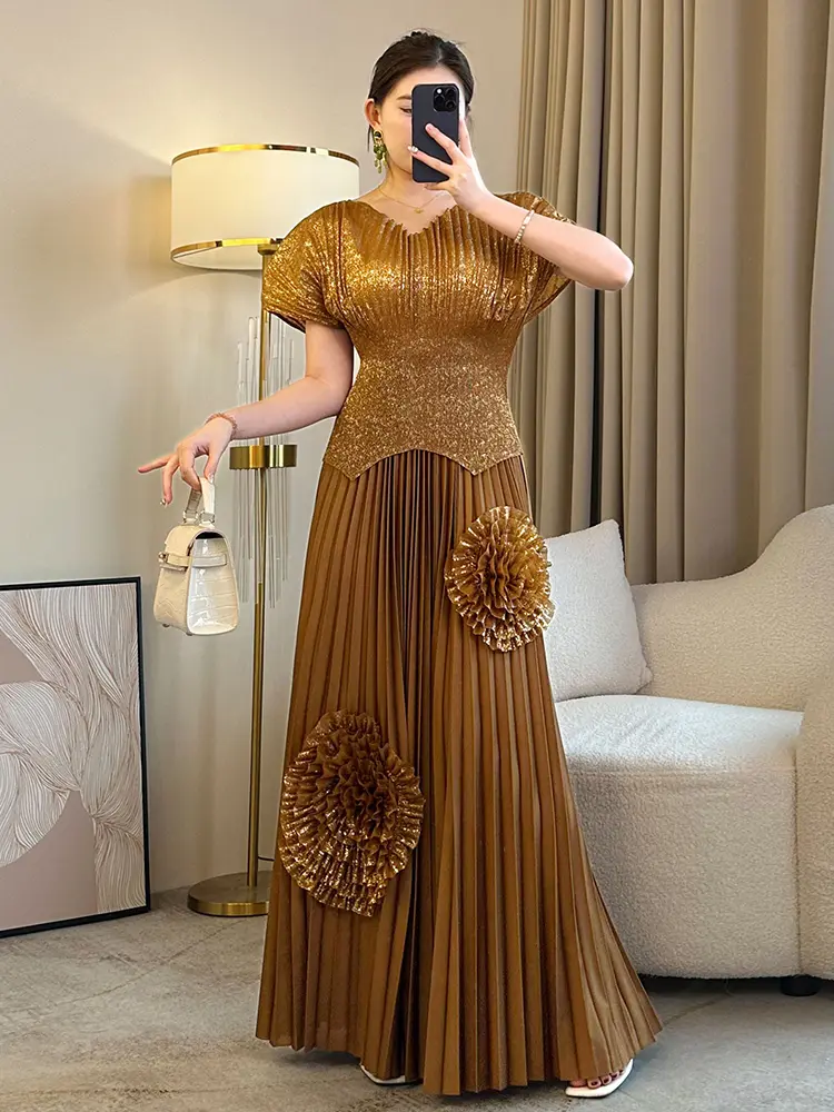 LANMREM Elegant Patchwork Flower Pleated Sets Women's V-neck Short Sleeve Tops Loose Skirt Two-piece Set Summer 2025 New 2DE450