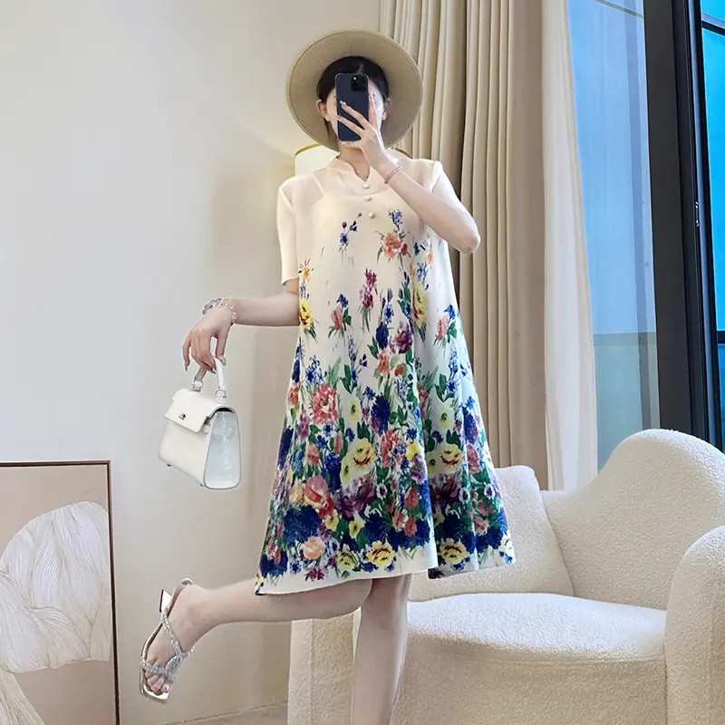 LANMREM V Collar Printting Pleated Dress For Women Summer 2025 New Elegant Elastic Loose Short Sleeve Mid-Length Dresses 2DB3690