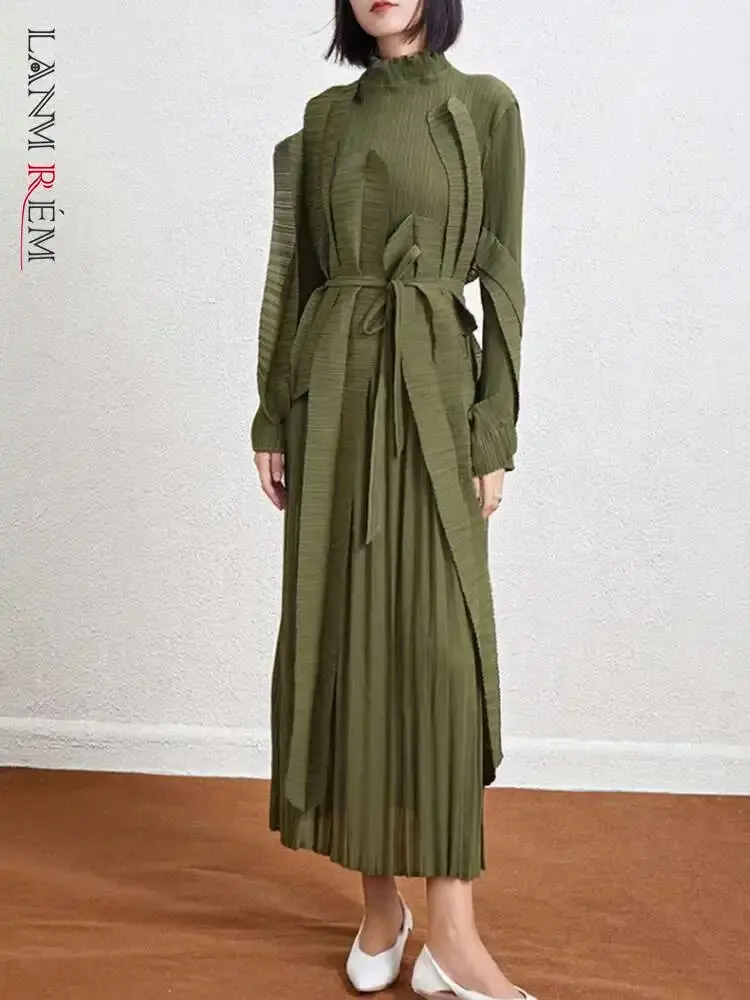 LANMREM Ruffles Maxi Pleated Dress Women 2025 Spring Turtleneck Long Sleeves Solid Color Stitching Fashion Clothes 2DA2591