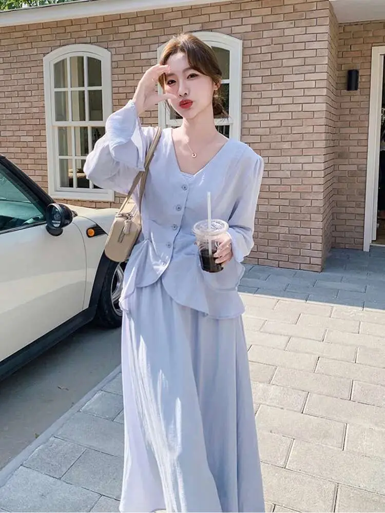 LANMREM French Waist Blouse Skirt Two-piece Set V-neck Single Breasted Flared Sleeve Pleated Women Elegance Spring 2025 2DE132