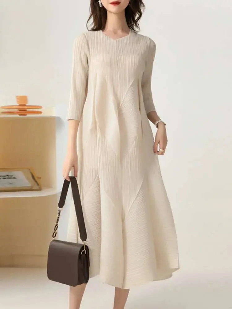 LANMREM Elegant Pleated Dress V Neck Long Sleeve Mid Length Loose Versatile Dresses For Women 2024 New Spring Fashion 2Q1162
