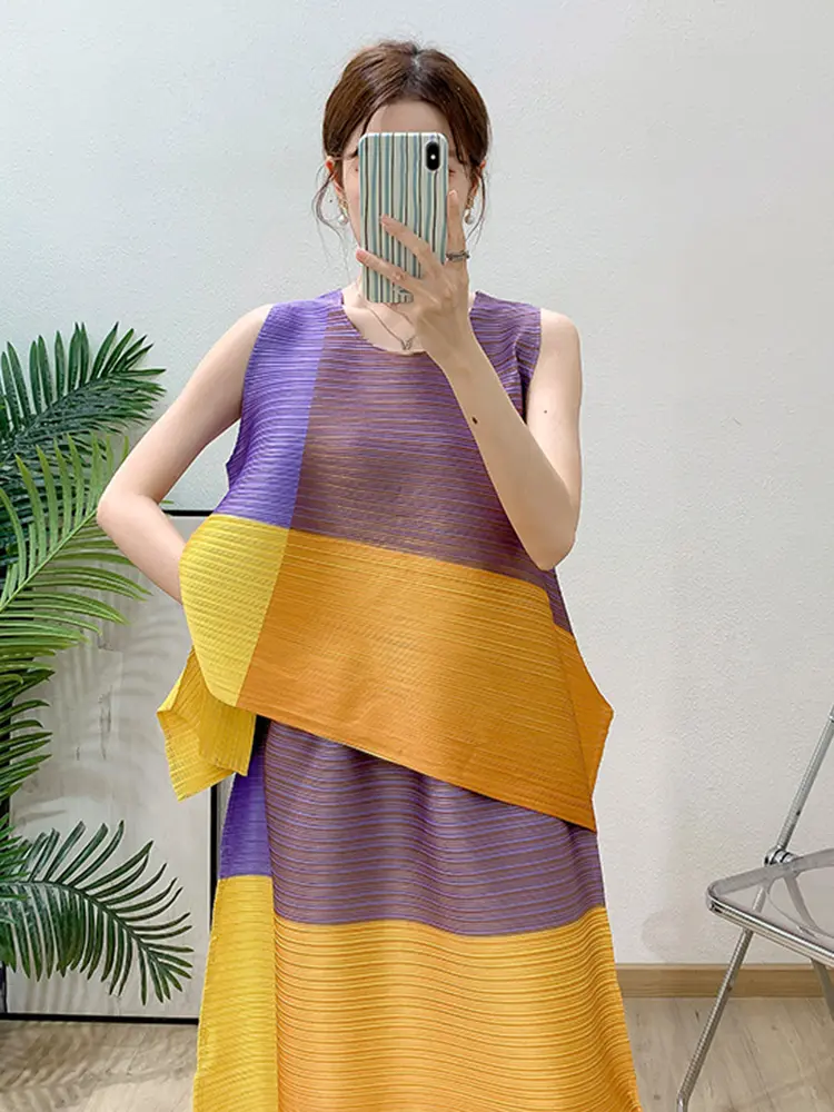 LANMREM Colorblock Spliced Design Pleated Women's Two Pieces Set Sleeveless Printed T-shirt + Loose Elastic Waist Skirt 2DB3288