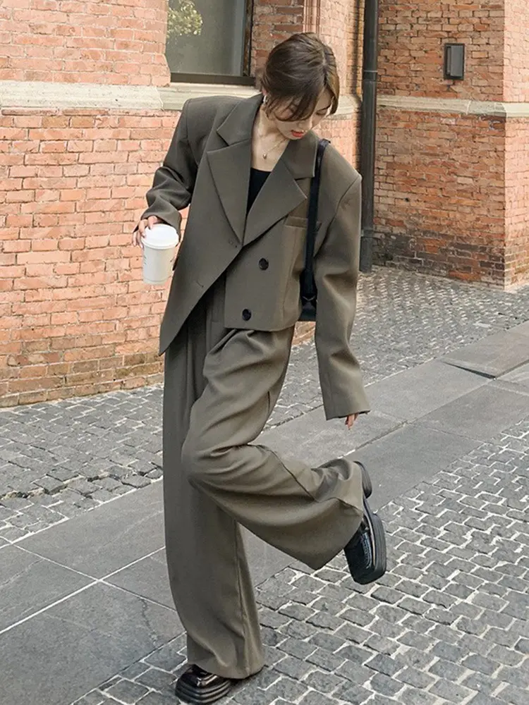LANMREM Designer Women Top Pants Two Pieces Set Solid Color Fashion Asymmetrical Female Clothes 2025 Spring New Arrival 2YA101