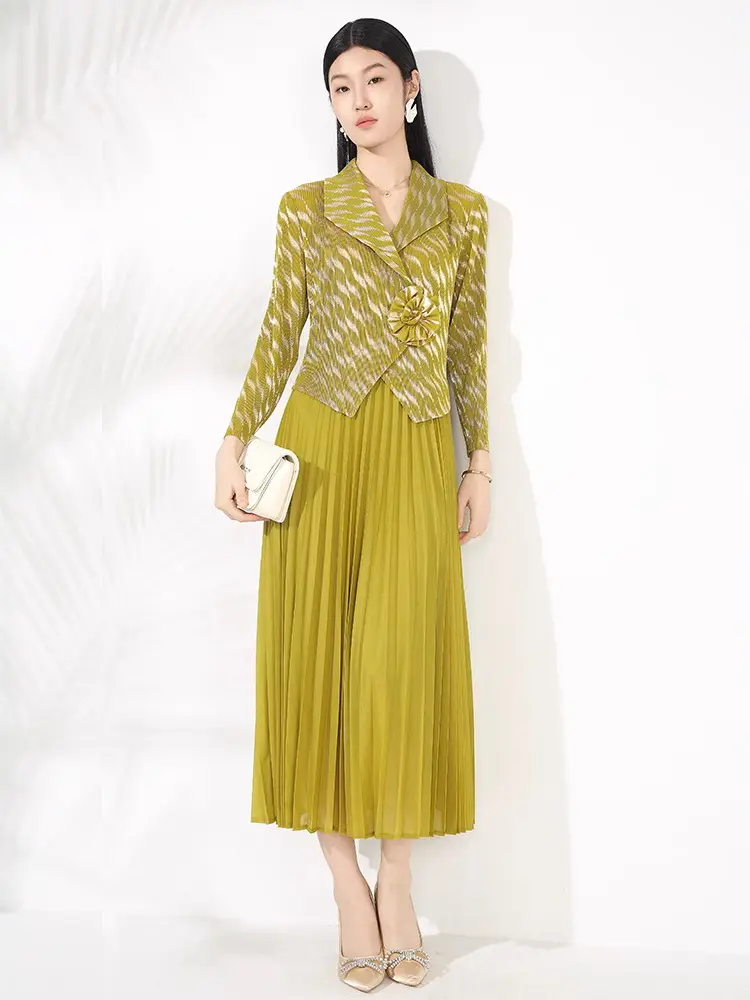 LANMREM Fake Two Pieces Chic Pleasted Women's Dress Notched Collar Gold Foil Print Design Elastic Wrist Sleeve Dresses 2DB2893