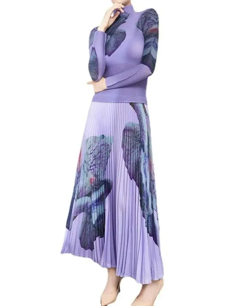 LANMREM 2 Pieces Skirt Set Women Printing Turtleneck Pleated T-shirt With Long Elastic Waist Skirts Ladies Clothing 2R8337