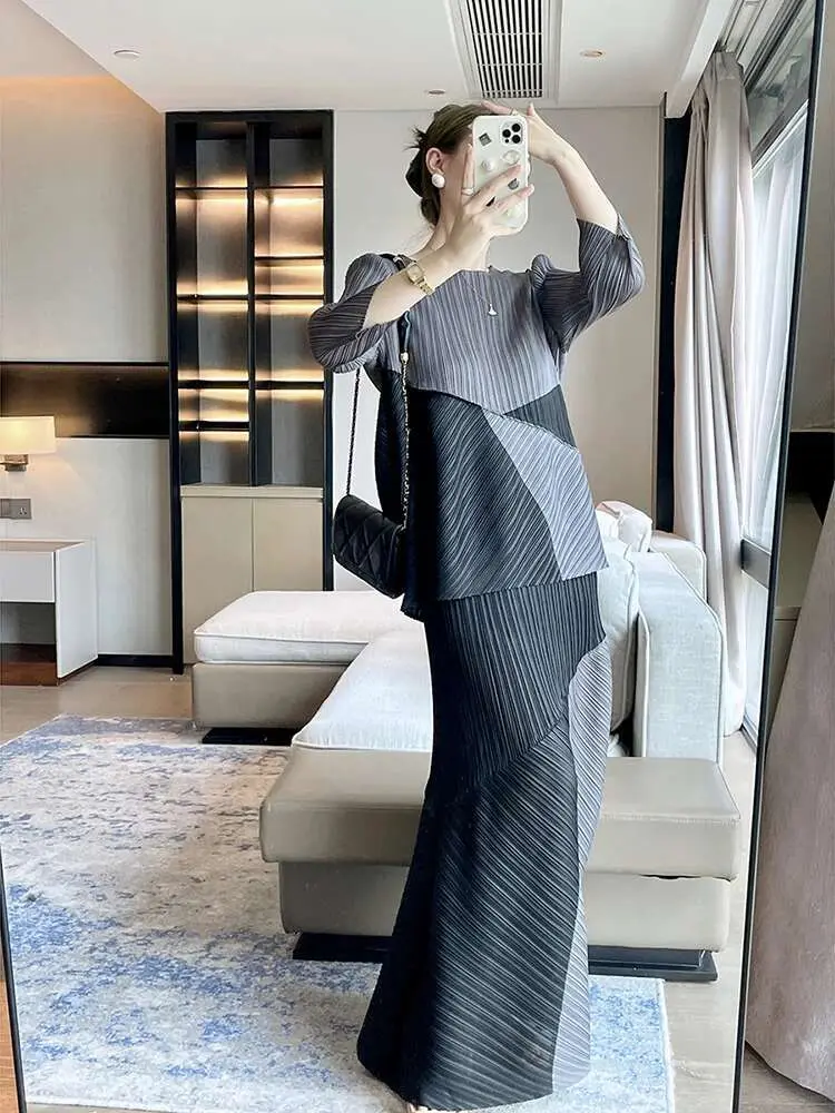 LANMREM Designer Color Matching Fashion Casual Women's Pleated Sets Temperament Elegant Two-piece Set 2025 Spring New 2DE378