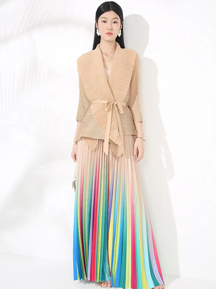 LANMREM Niche Design Pleated Women's Two-piece Sets Loose Cross Strap Shawl Top And Rainbow Pleated Long Skirt 2025 New 20252091