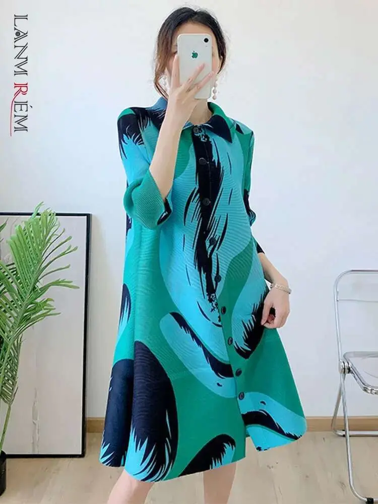 LANMREM Zebra Stripes Pleated Dress For Women Lapel Singel Breasted Printing Loose Dresses Fashion Clothing 2025 Spring 2R2577