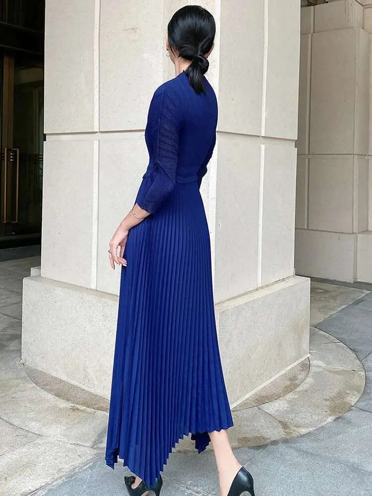 LANMREM Irregular Pleated Maxi Dress Women Round Neck Stitching Navy Blue Color Female High End Dresses Party Clothing 2DA3011