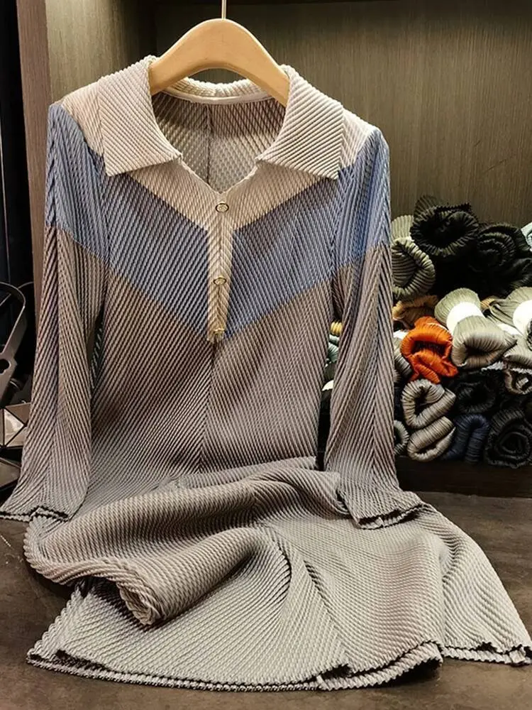 LANMREM Colorblock Patchwork Design Pleated Dress For Women 2025 New Laple Pullover Long Sleeve Straight Dresses Chic 2DB2814