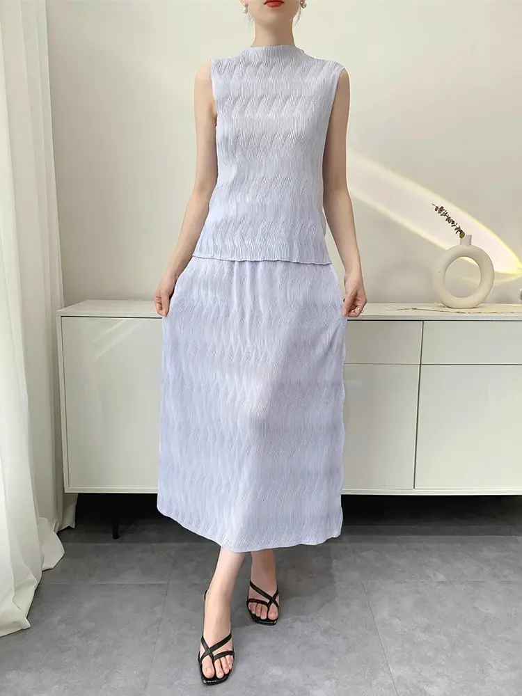 LANMREM Elastic Slim Chic Pleated Women's Two Pieces Set Stand Collar Sleeveless T-shirt And Straight Skirt With Pockets 2DB3359