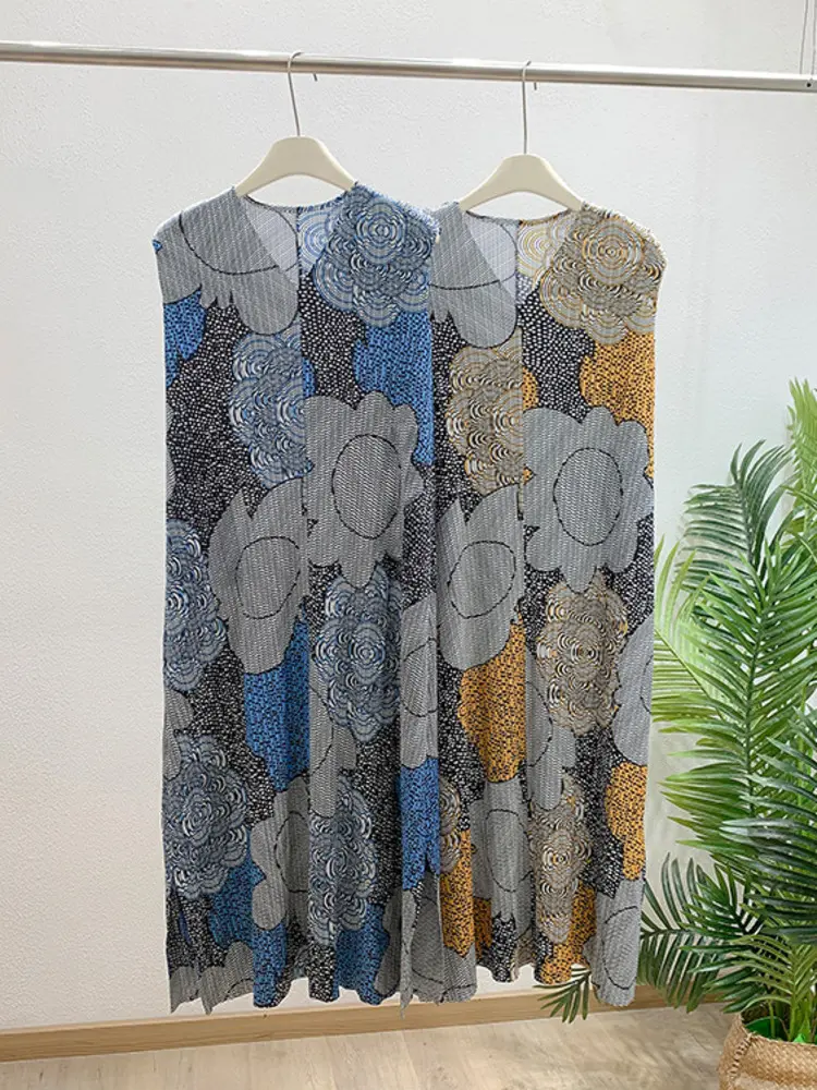 LANMREM Printed Yellow Dress 2025 Summer New Pleated Sleeveless Famale Casual Loose Dresses Vacation Style Clothing Chic 2DB3442