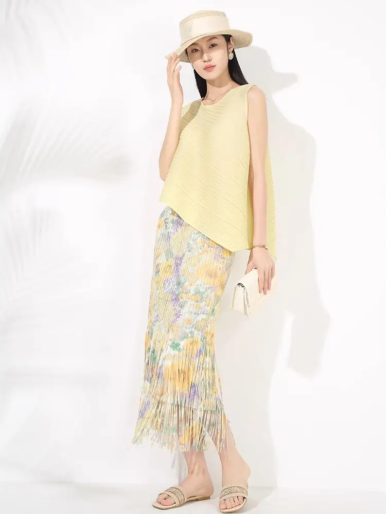 LANMREM Asymmetric Sleeveless Top And Printting Tassel Skirt Pleated Two Pieces Set For Women Loose Causal Summer Sets 2DB2841