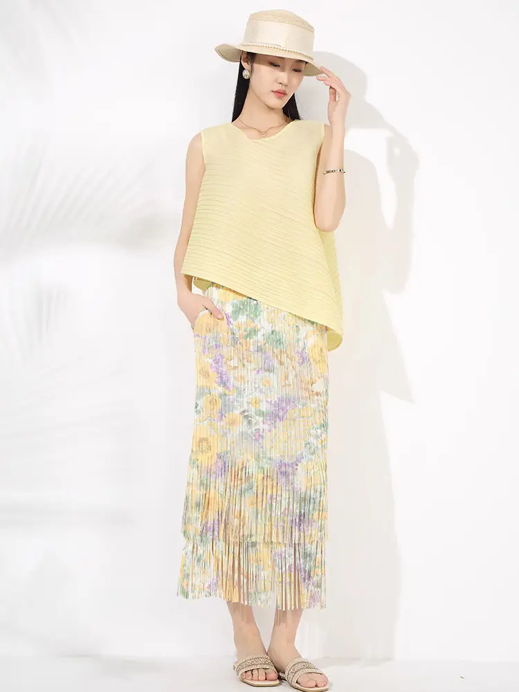 LANMREM Asymmetric Sleeveless Top And Printting Tassel Skirt Pleated Two Pieces Set For Women Loose Causal Summer Sets 2DB2841