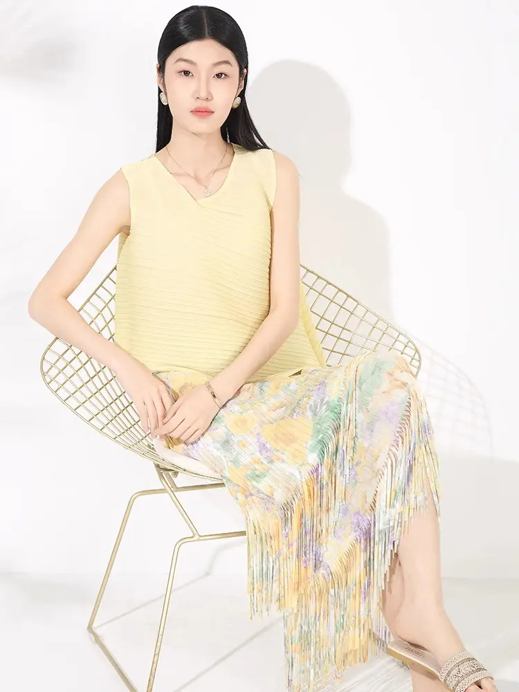 LANMREM Asymmetric Sleeveless Top And Printting Tassel Skirt Pleated Two Pieces Set For Women Loose Causal Summer Sets 2DB2841