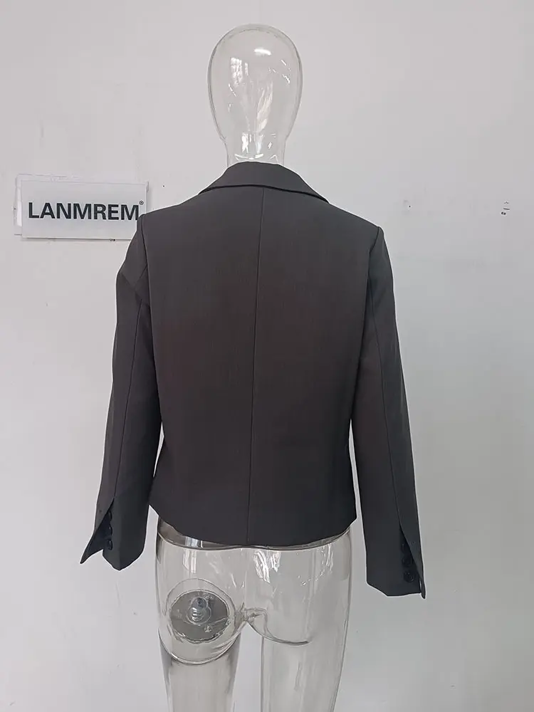 LANMREM Short Blazer Coat For Women Long Sleeves Single Breasted Pockets Office Lady Chic Clothing 2024 Summer New 2DA5309