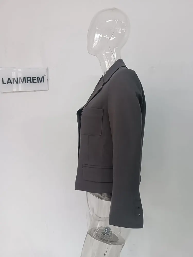 LANMREM Short Blazer Coat For Women Long Sleeves Single Breasted Pockets Office Lady Chic Clothing 2024 Summer New 2DA5309