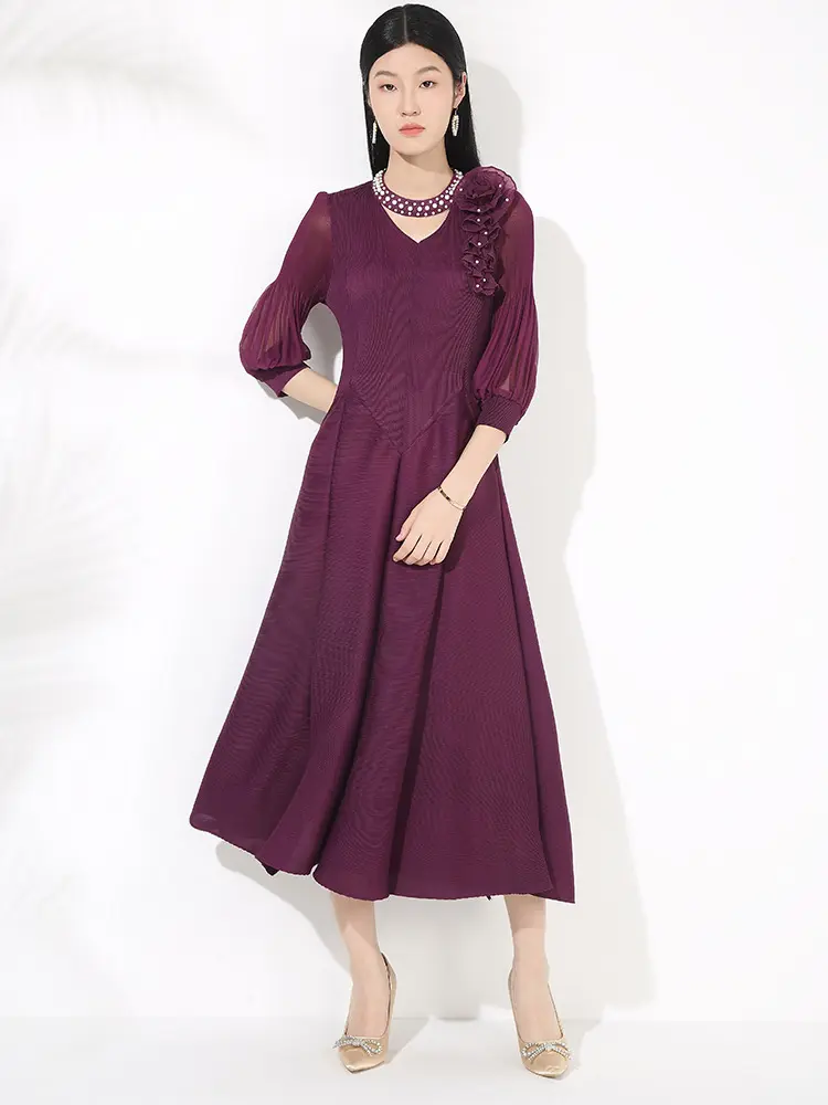 LANMREM 2025 New Pleated Dress For Women High-end Temperament Bubble Three Quarter Sleeves V Neck Design Orange Dresses 2DB3508