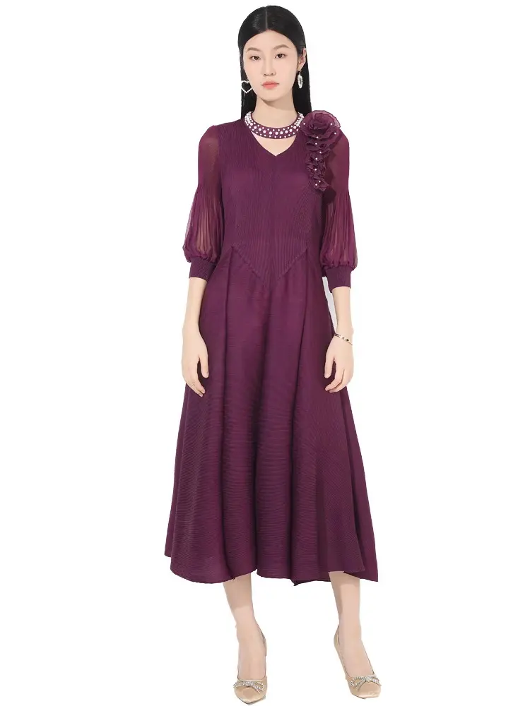 LANMREM 2025 New Pleated Dress For Women High-end Temperament Bubble Three Quarter Sleeves V Neck Design Orange Dresses 2DB3508