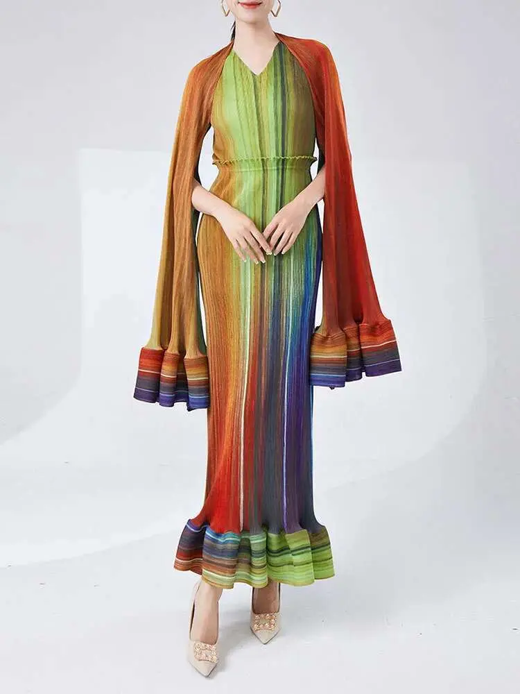 LANMREM Gradient Pleated Maxi Dress For Women Fashion Design Gathered Waist Fold Hem Female Luxury Party Clothing 2DA7894