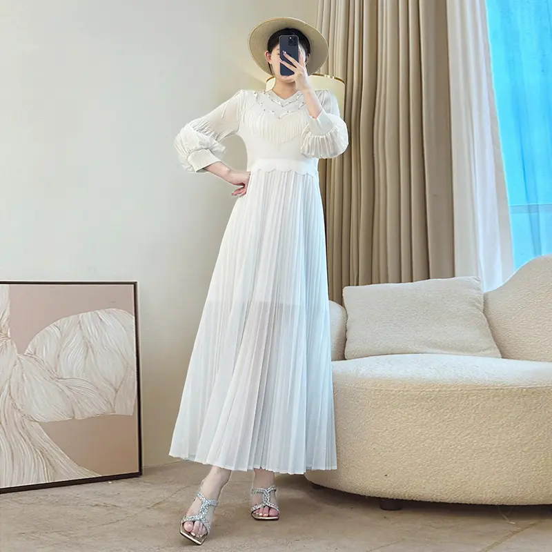 LANMREM V Collar Green Tassel Patchwork Design Women's Dress 2025 New Gold Foil Printing Lantern Sleeve Dresses Chic New 2DB3696