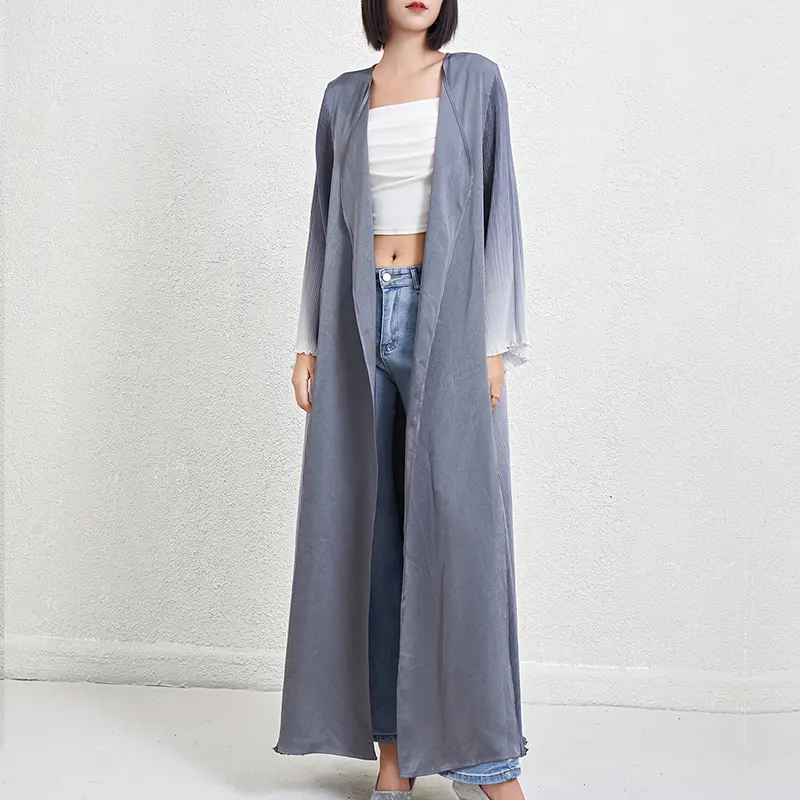 LANMREM Gradient Flare Sleeve Design Lightweight Pleated Women's Windbreaker Fashion Shawl Coat Loose Cardigan Clothing 2DB3761
