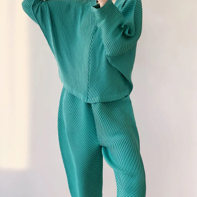 LANMREM High Quality Pleated Women's Two Pieces Set V Collar Bawting Long Sleeve Pullover Top And Elastic Waist Pants 2DB4195