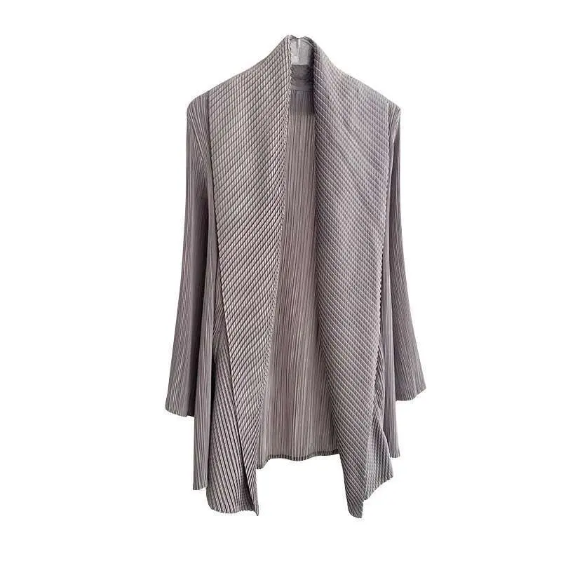 LANMREM Short Pleated Trench Top Women 2025 Spring New Versatile Solid Color Loose Cardigan Fashion Coat Women's Fashion 2C788
