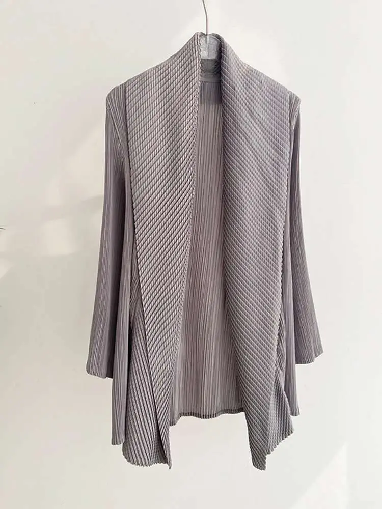 LANMREM Short Pleated Trench Top Women 2025 Spring New Versatile Solid Color Loose Cardigan Fashion Coat Women's Fashion 2C788