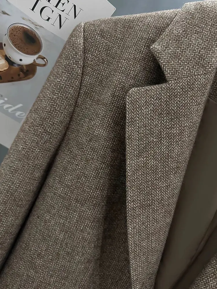 LANMREM Retro Woolen Suit Jacket Women Long Sleeves Singel Breasted Brown Color Pocket Chic Blazers Office Lady Clothing 2DB2124