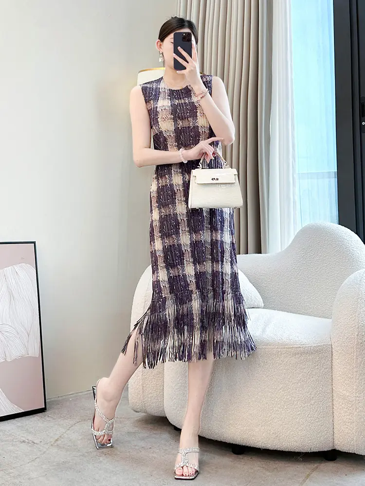 LANMREM Brown Tassel Spliced Plaid Dress Women's 2025 New Slim Fit Elastic Fashion Sleeveless O-neck Pleated Dresses 2DB3238