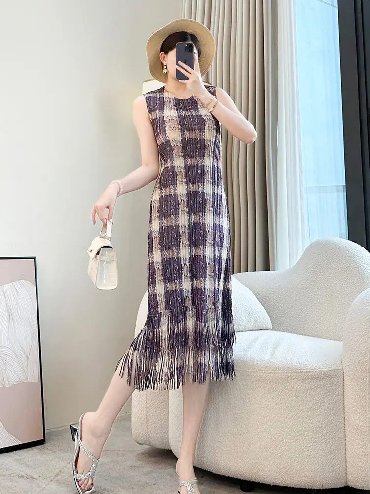 LANMREM Brown Tassel Spliced Plaid Dress Women's 2025 New Slim Fit Elastic Fashion Sleeveless O-neck Pleated Dresses 2DB3238
