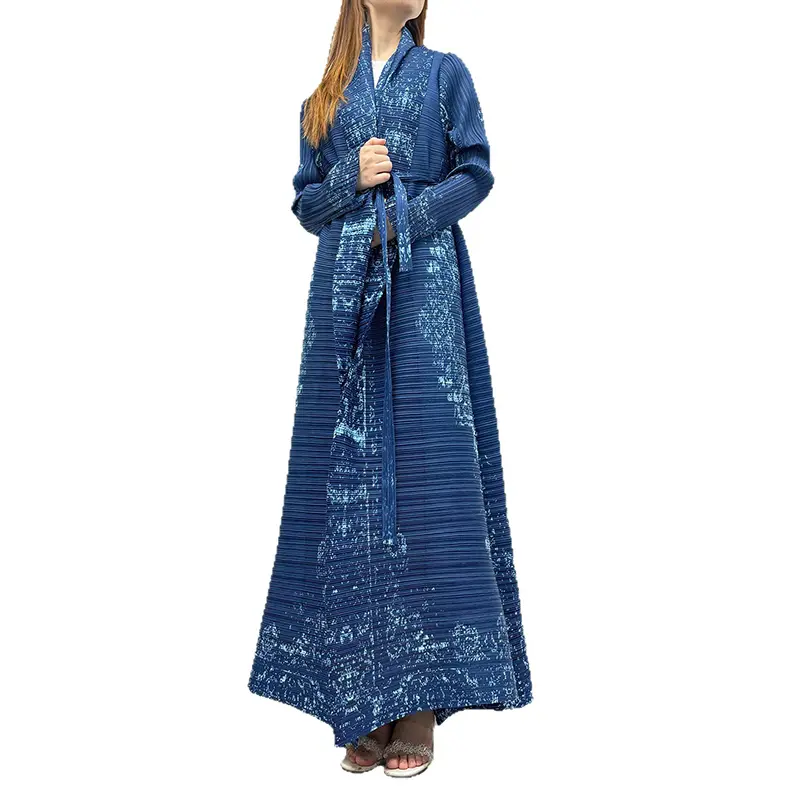LANMREM Blue Printting Women's Lightweight Robe Fashion Lapel Loose Bandage Cardigan Design Chic Long Trench Coat 2025 2DB3561