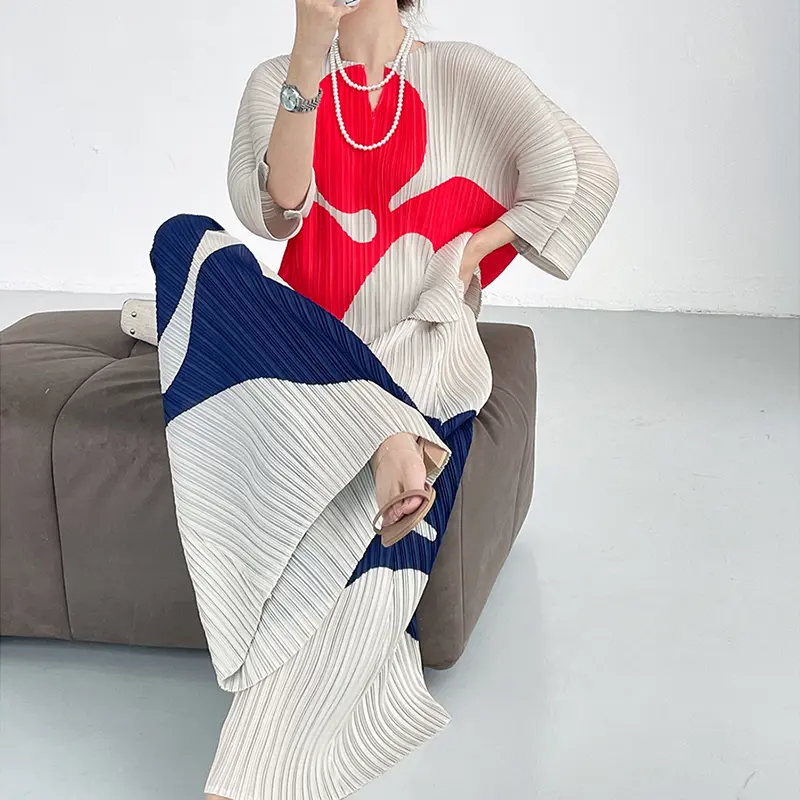 LANMREM Autumn 2025 New Fashion Print Pleated Women's Two Pieces Set Loose Pleated T-shirt And Elastic Waist Long Pants 2DB3624