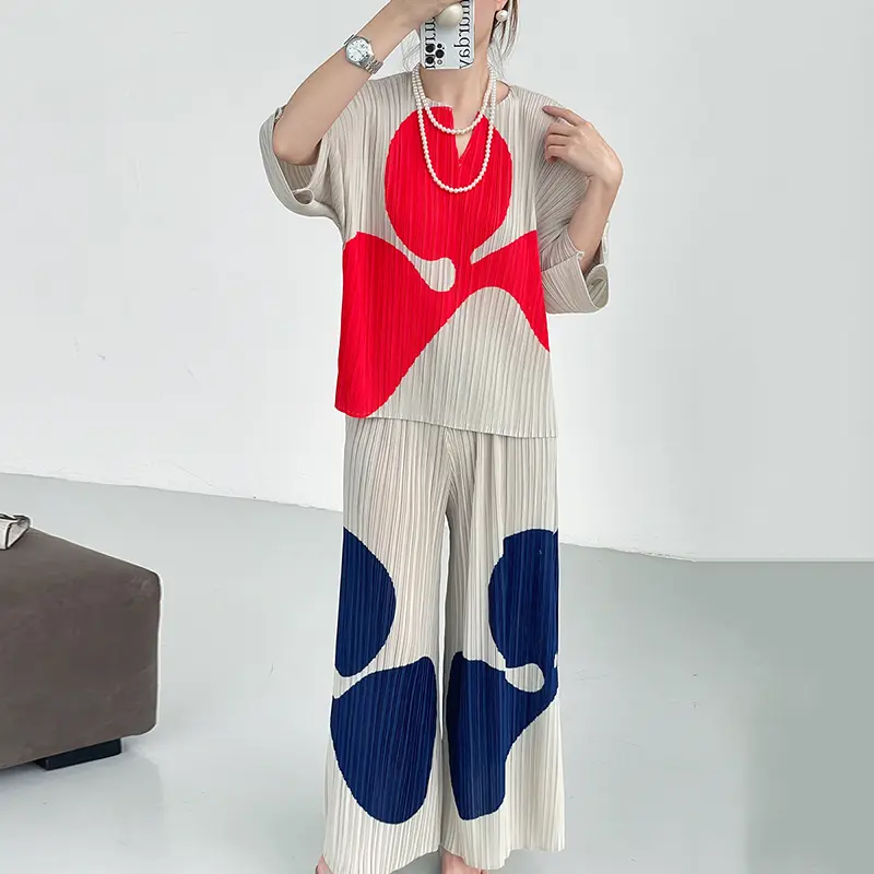 LANMREM Autumn 2025 New Fashion Print Pleated Women's Two Pieces Set Loose Pleated T-shirt And Elastic Waist Long Pants 2DB3624