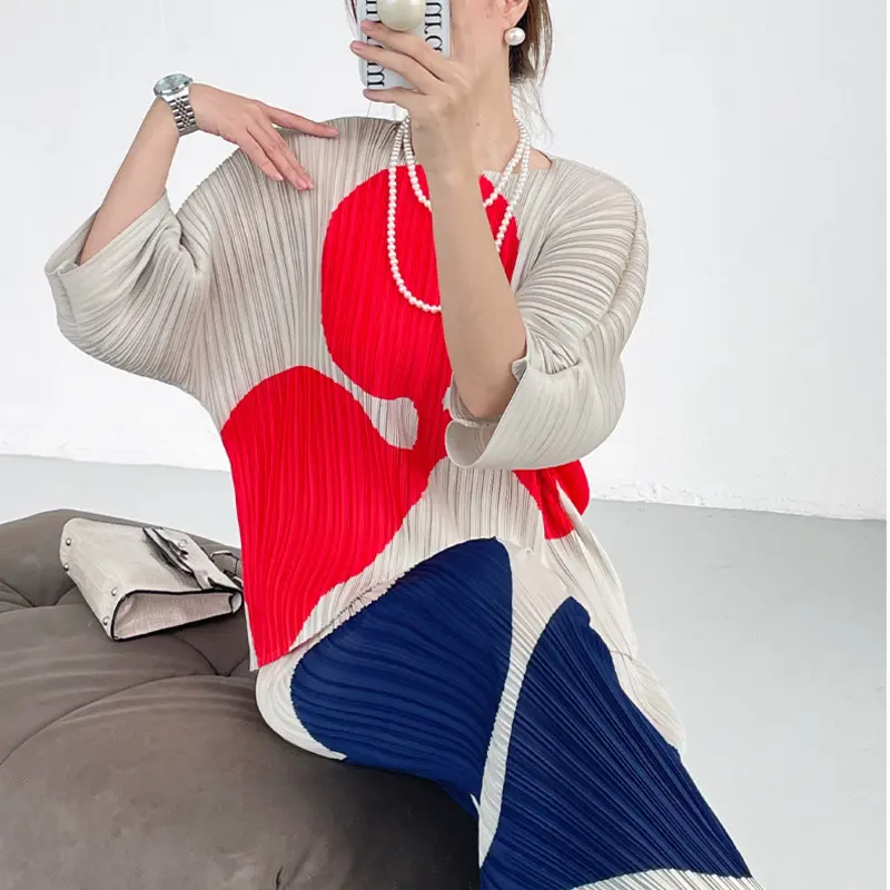 LANMREM Autumn 2025 New Fashion Print Pleated Women's Two Pieces Set Loose Pleated T-shirt And Elastic Waist Long Pants 2DB3624