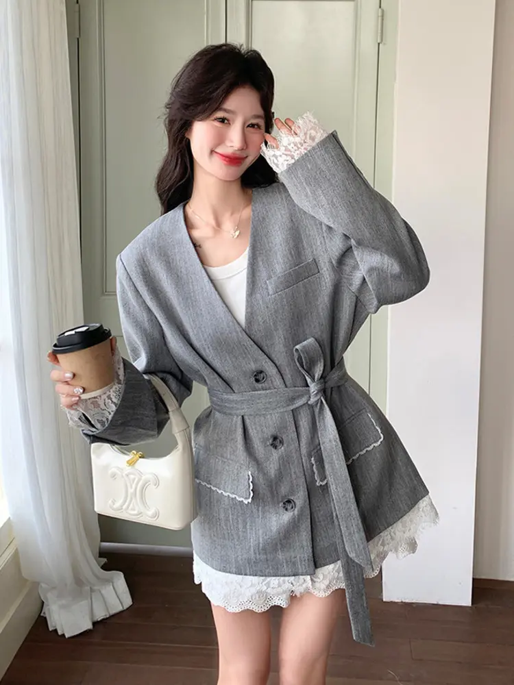 LANMREM Niche Lace Patchwork Gray Casual Suit Jacket Women 2025 New Loose Single Breasted V Collar Blazer Coat With Belt 2DB2761